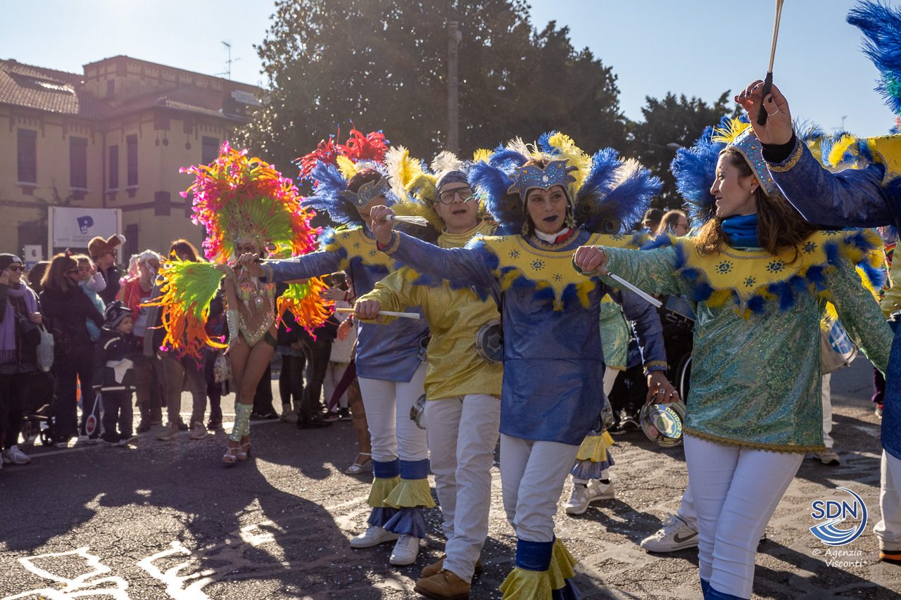 La sfilata del Carnevale 2023 ad Oleggio