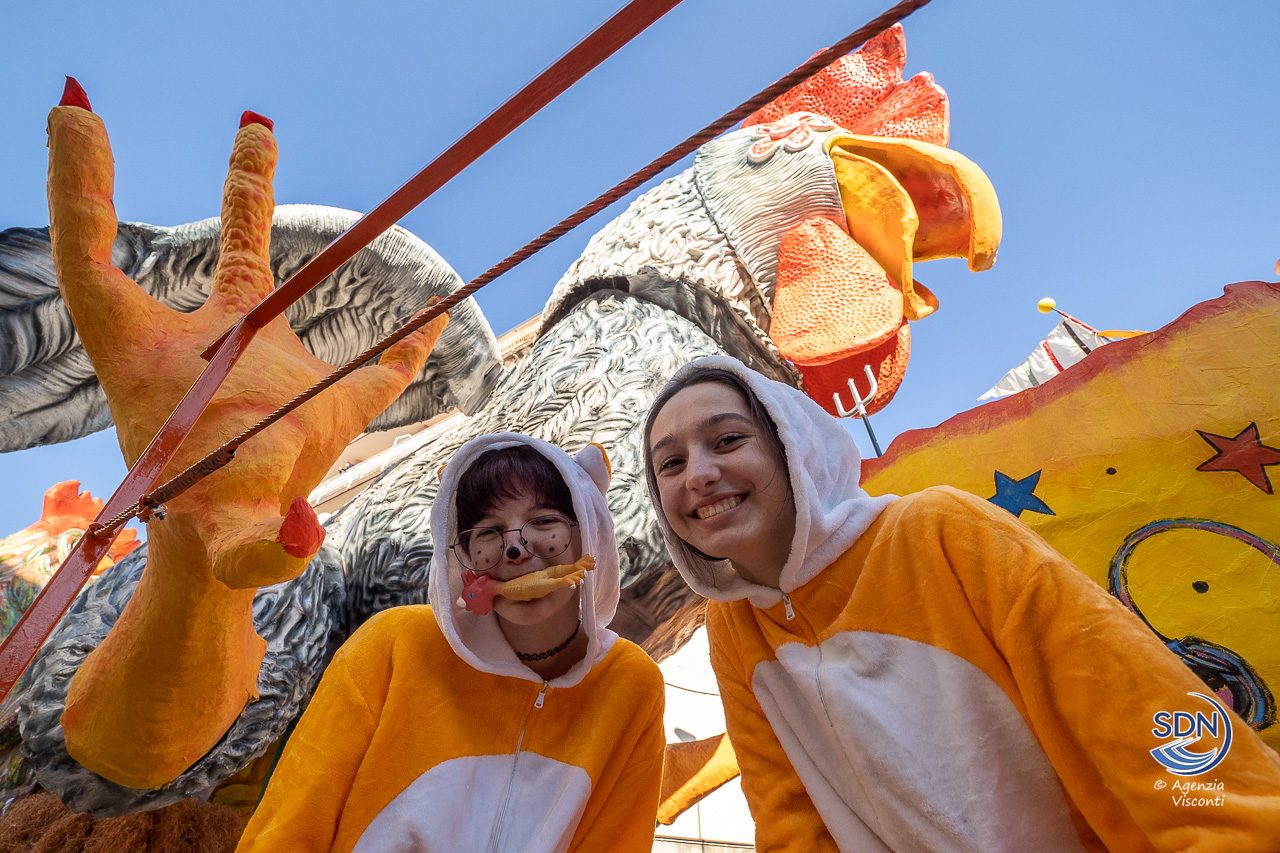 La sfilata del Carnevale 2023 ad Oleggio