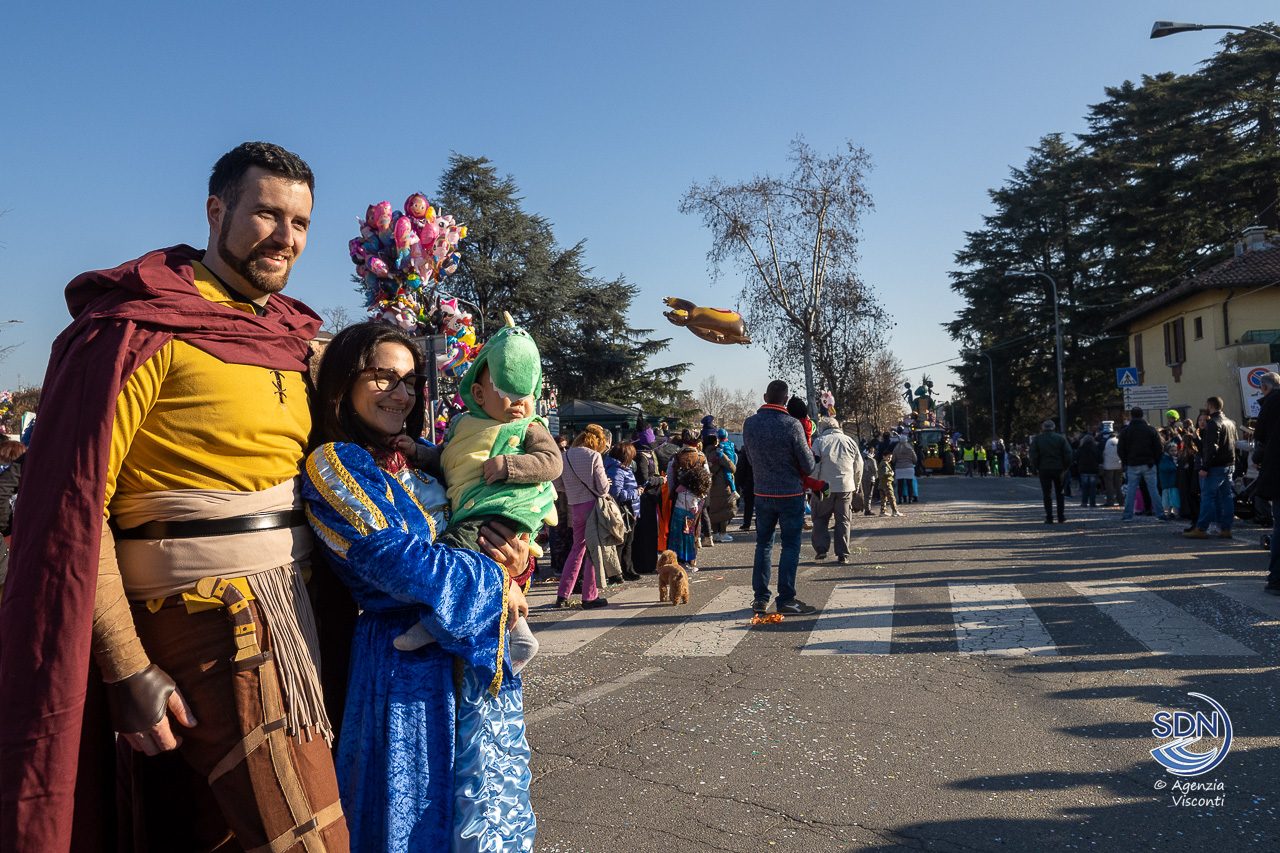 La sfilata del Carnevale 2023 ad Oleggio