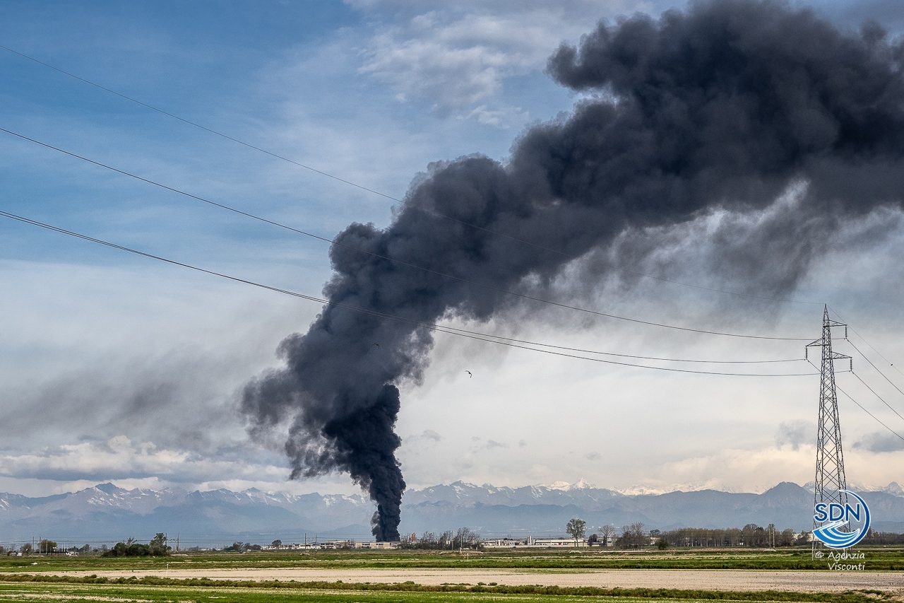 incendio-san-pietro-mosezzo-novara-20233312