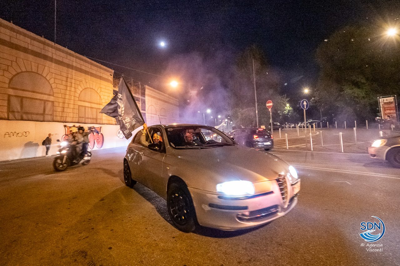 Festa-Scudetto-del-Napoli-a-Novara-040032