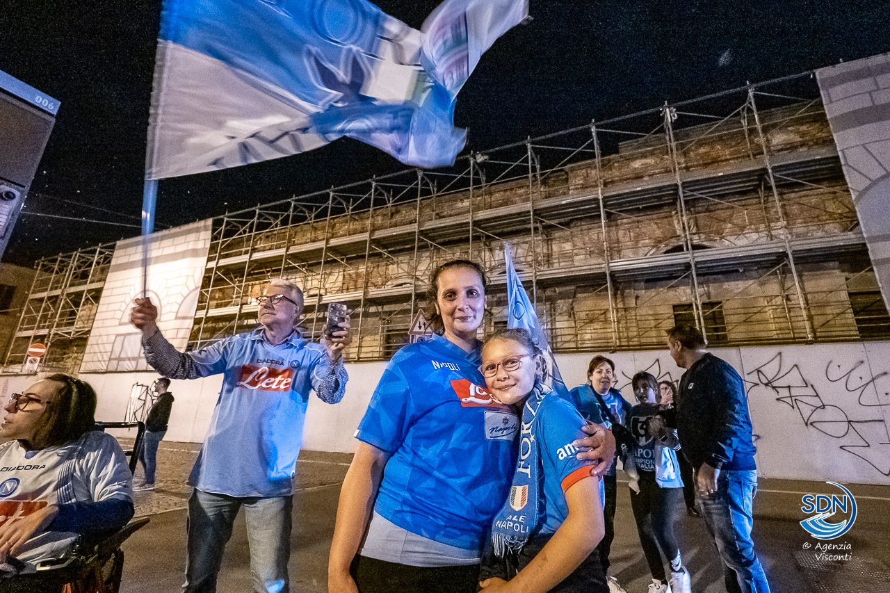 Festa-Scudetto-del-Napoli-a-Novara-040117