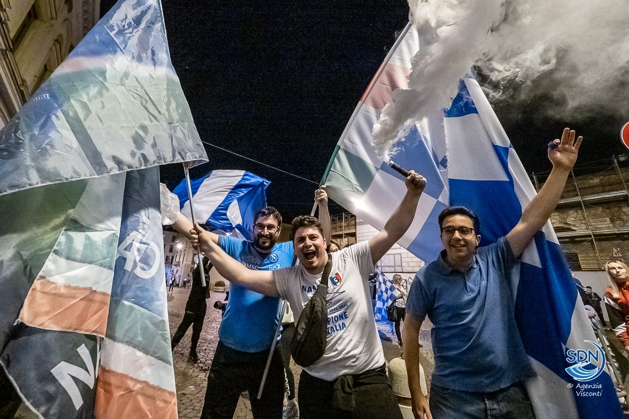 Festa-Scudetto-del-Napoli-a-Novara-040163