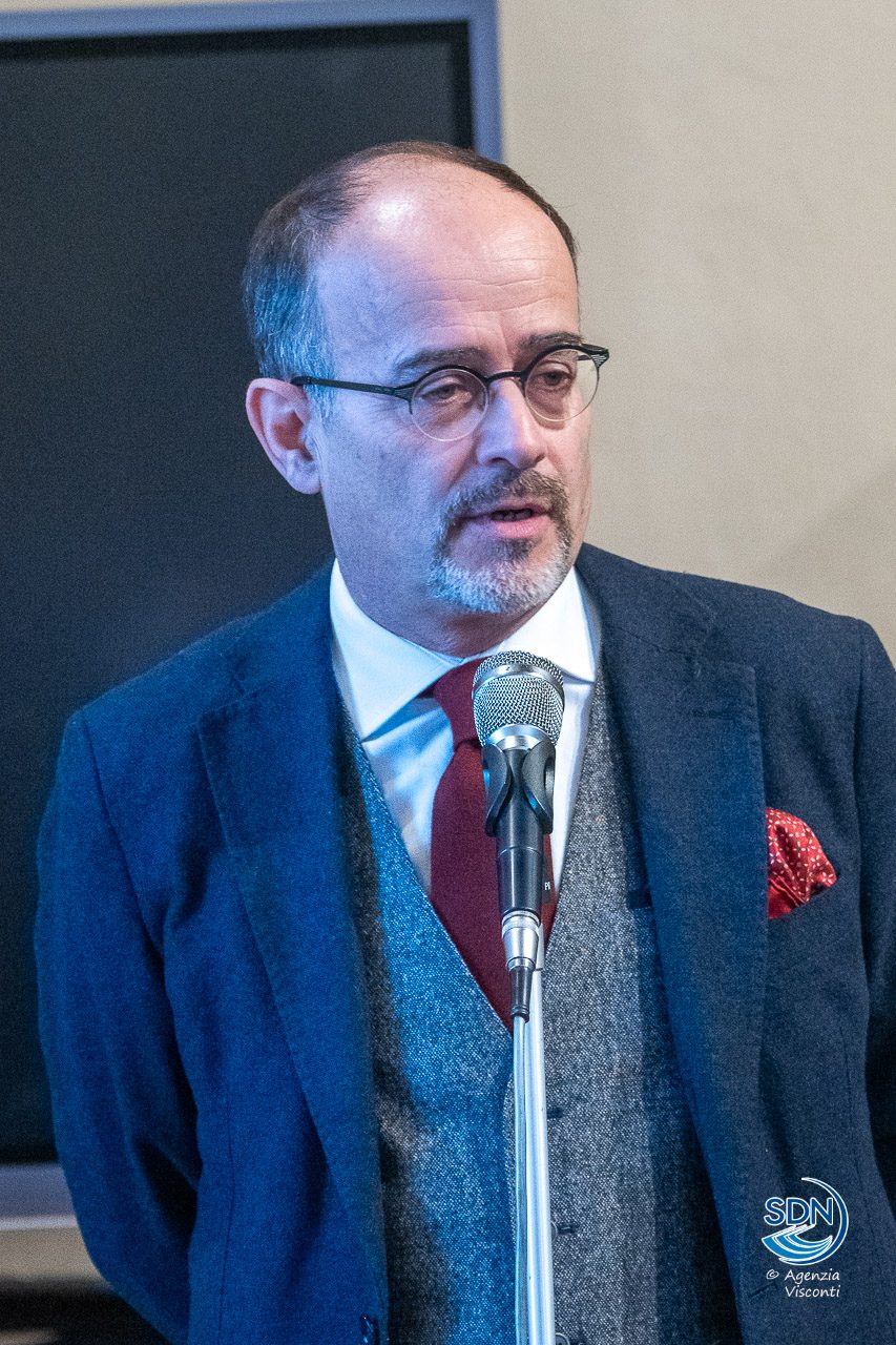 Auguri-vescovo-brambilla-autorità-natale-2023_13