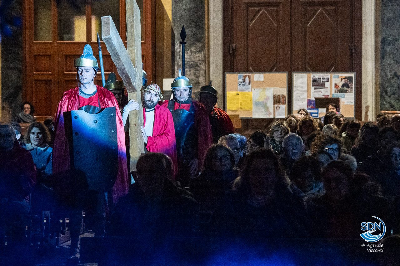 Via Crucis Bellinzago 2024_18