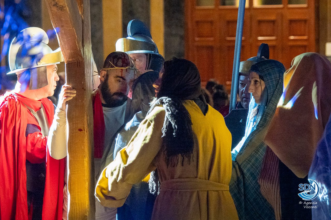 Via Crucis Bellinzago 2024_23