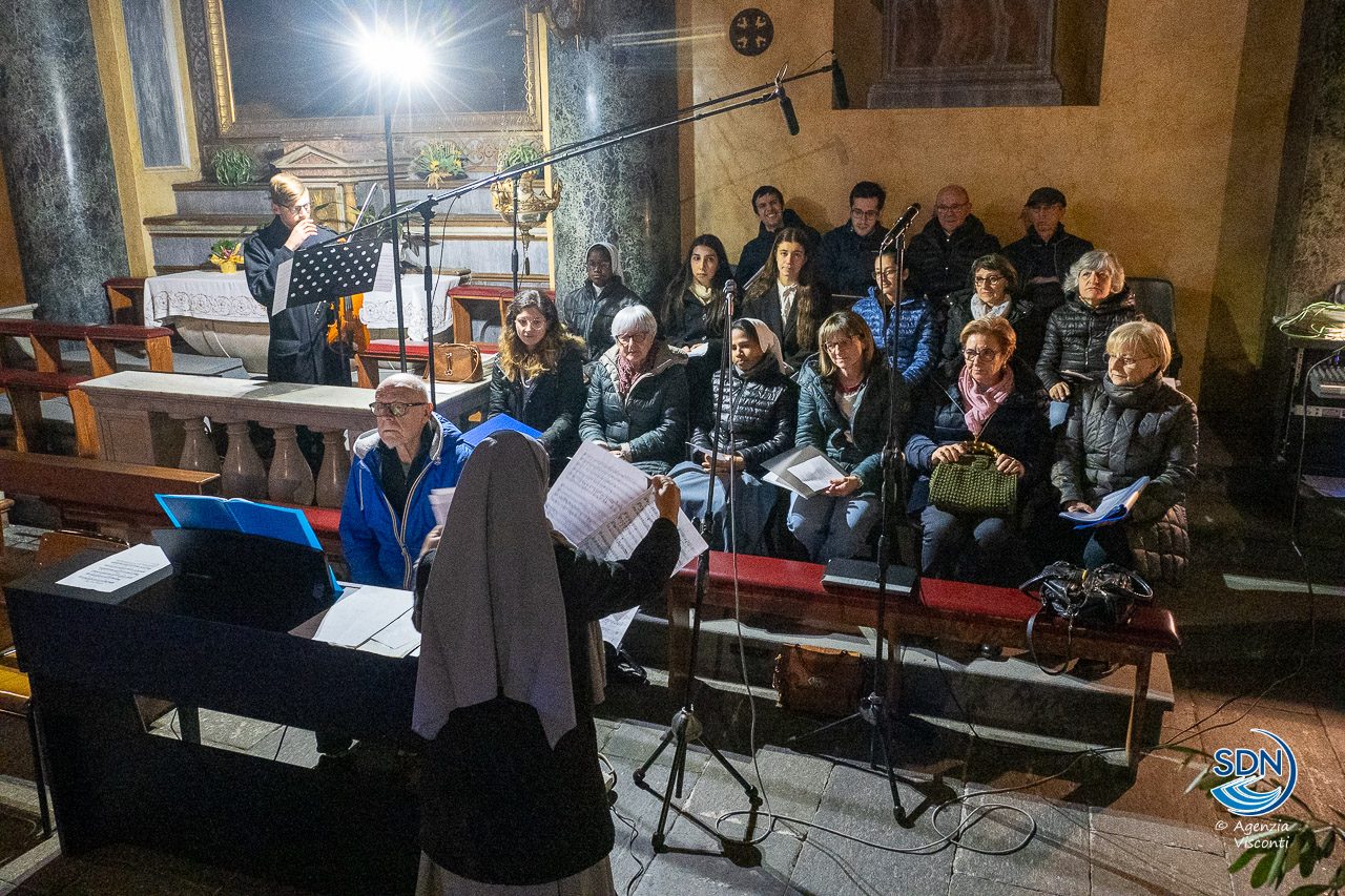 Via Crucis Bellinzago 2024_36