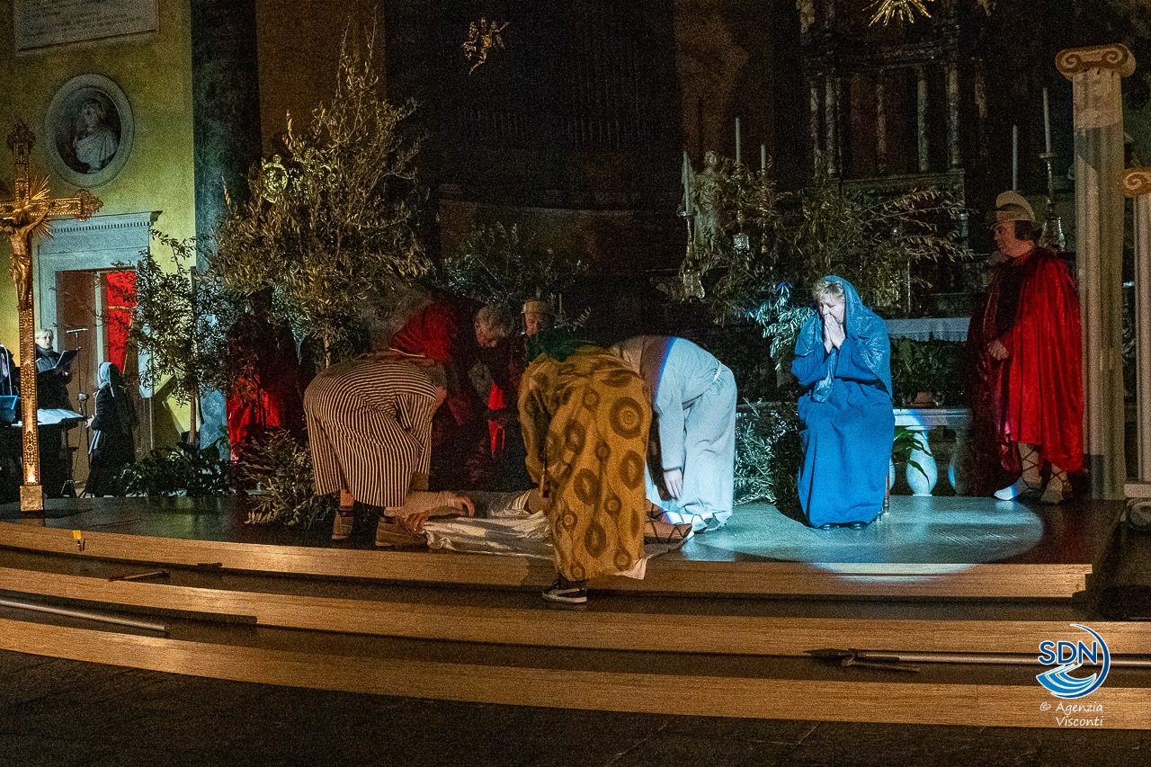 Via Crucis Bellinzago 2024_9