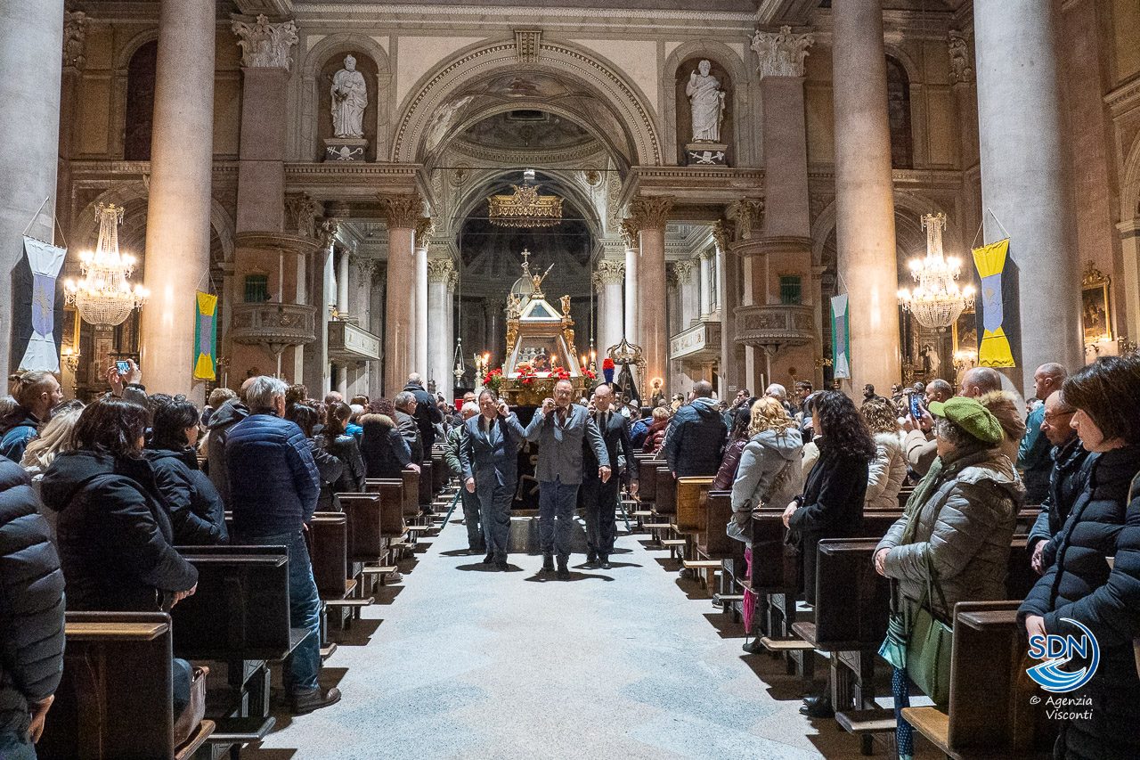 Via Crucis Oleggio 2024_10