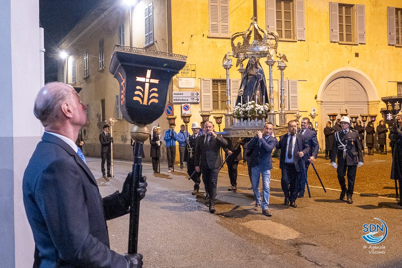 Via Crucis Oleggio 2024_3
