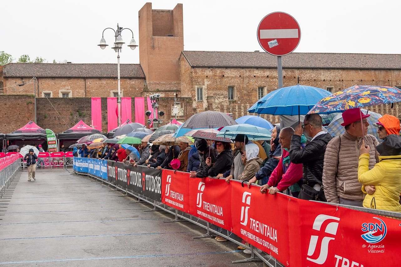 Il Giro 2024 a Novara