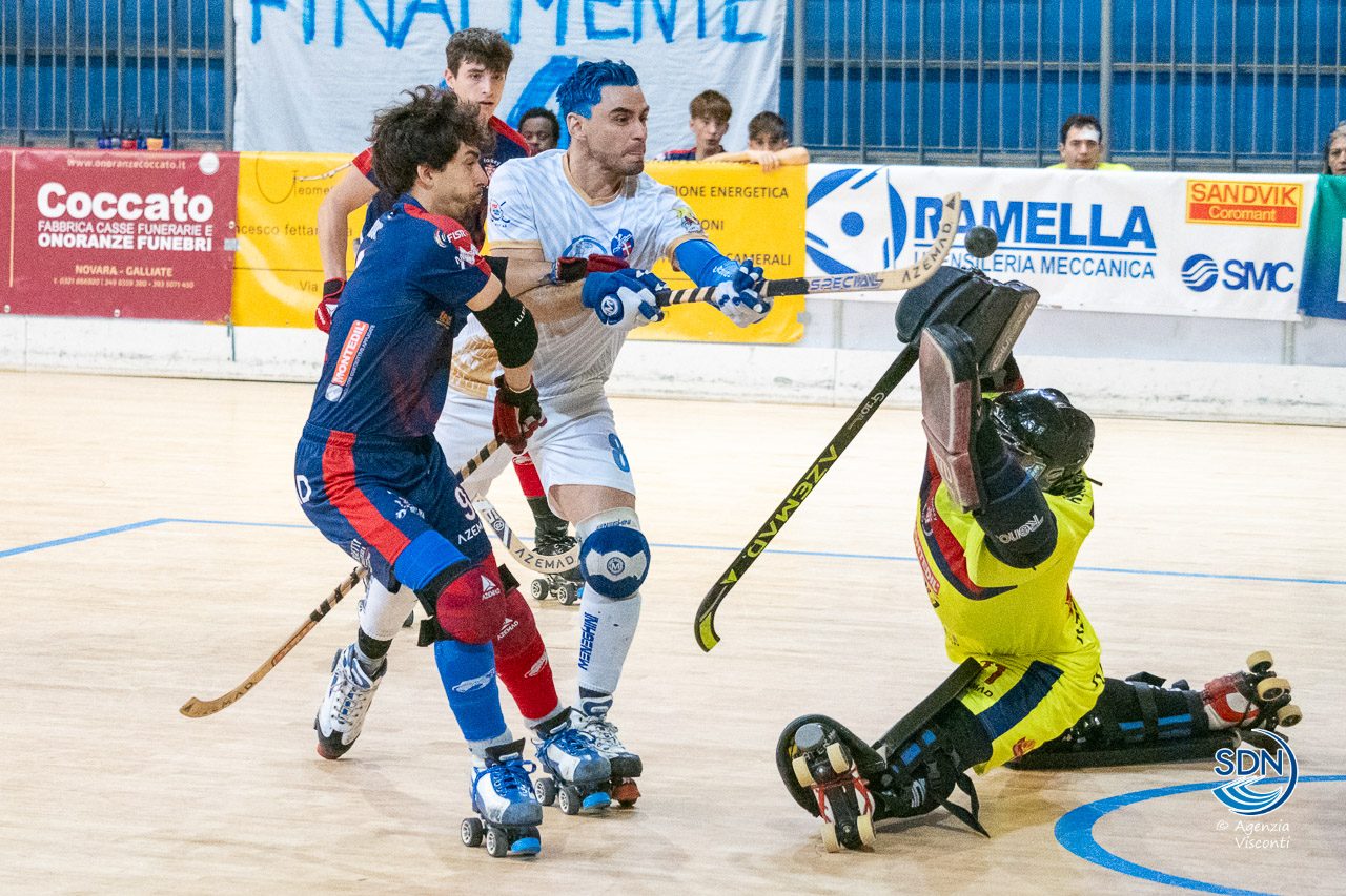 Azzurra Hockey Novara promossa in serie A1: la festa
