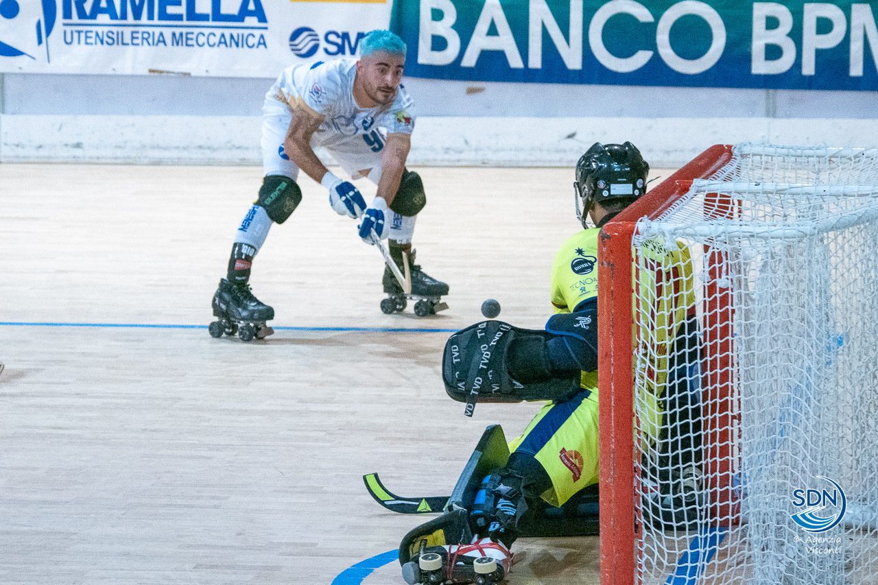 Azzurra Hockey Novara promossa in serie A1: la festa