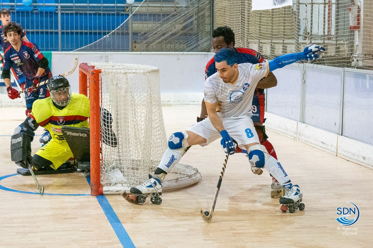 Azzurra Hockey Novara promossa in serie A1: la festa