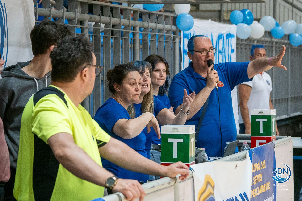 Azzurra Hockey Novara promossa in serie A1: la festa