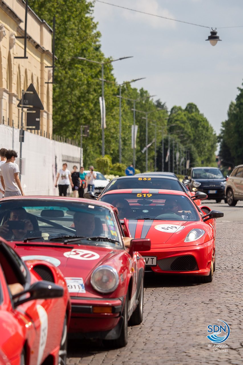 La 1000 Miglia a Novara7684