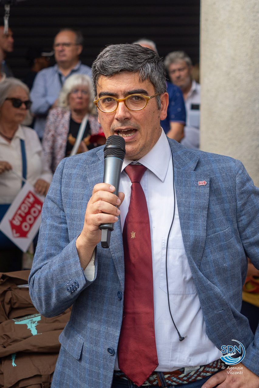 La 1000 Miglia a Novara7768