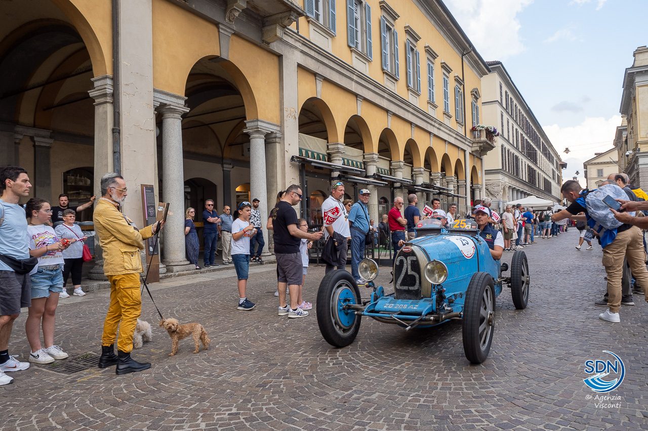 La 1000 Miglia a Novara7965