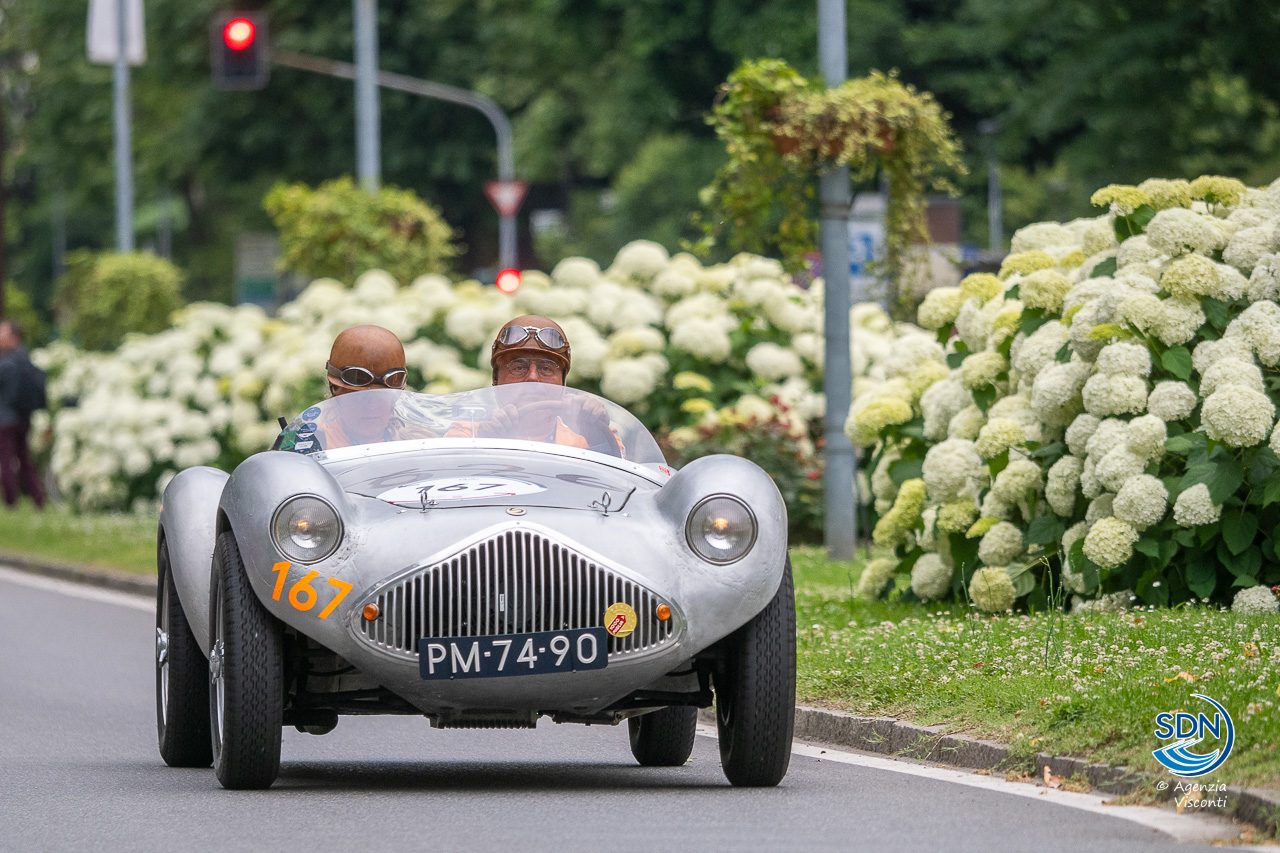 La 1000 Miglia a Novara8052