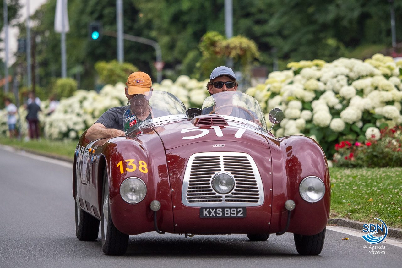La 1000 Miglia a Novara8070