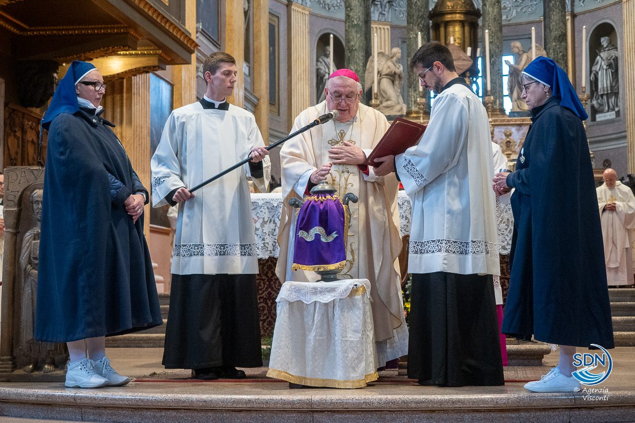 Messa Crismale 2025 Diocesi Novara_36