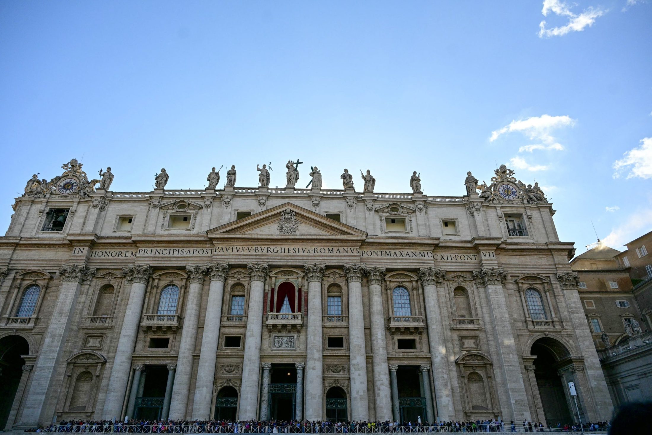San Pietro fumata bianca