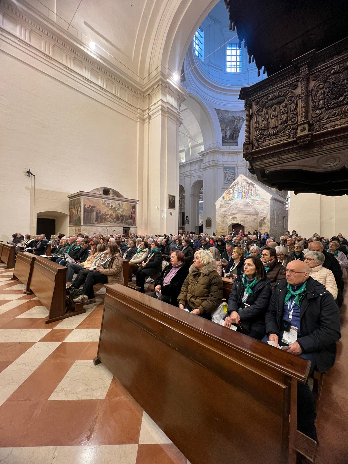 11Pellegrinaggio Assisi Novara_