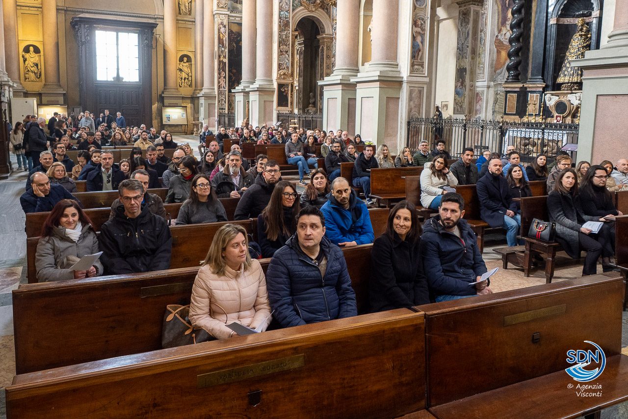 Incontro vescovo e fidanzati__AOM6417