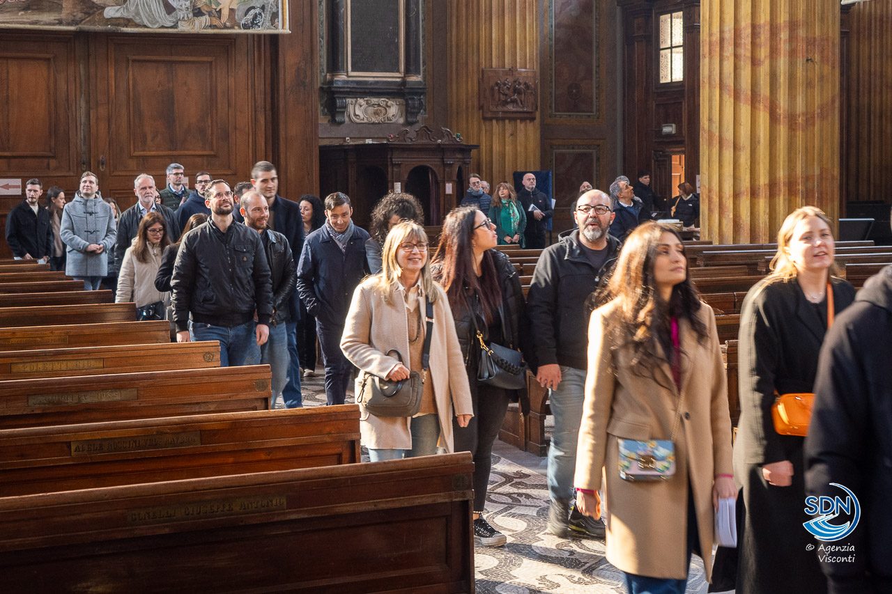 Incontro vescovo e fidanzati__AOM6567