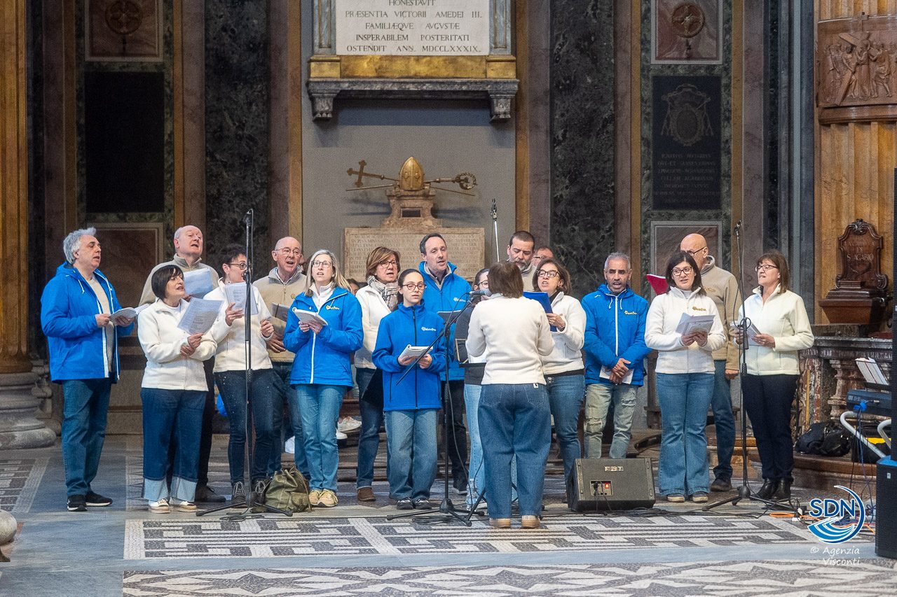 Incontro vescovo e fidanzati__AOM6712